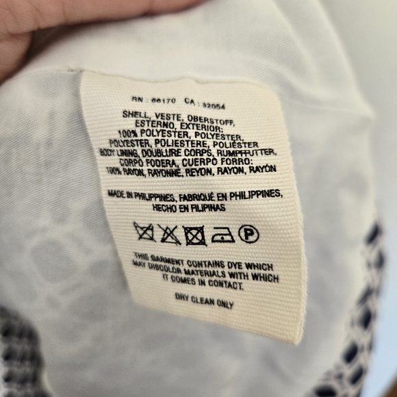 Cartonnier Navy Southwark Blazer Geometric Print Size Large from Anthro - Picture 7 of 10